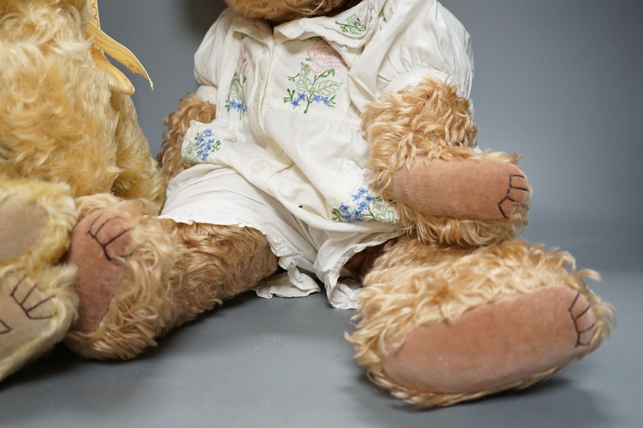 Five Pam Howells bears and one Clement bear